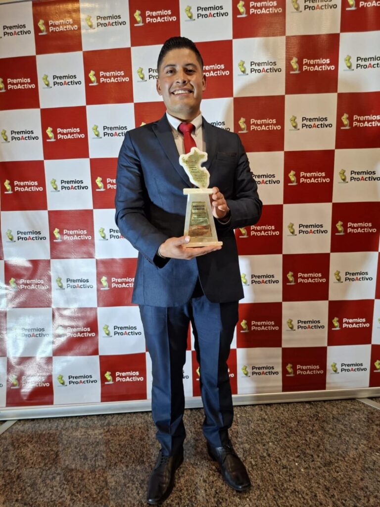Proyecto de Agricultura Regenerativa liderado por Compañía Minera Poderosa gana los Premios ProActivo 2025 en la categoría Gran Minería